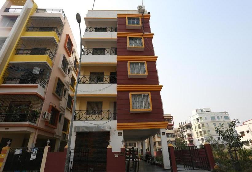 Отель Fab Paradise Inn I