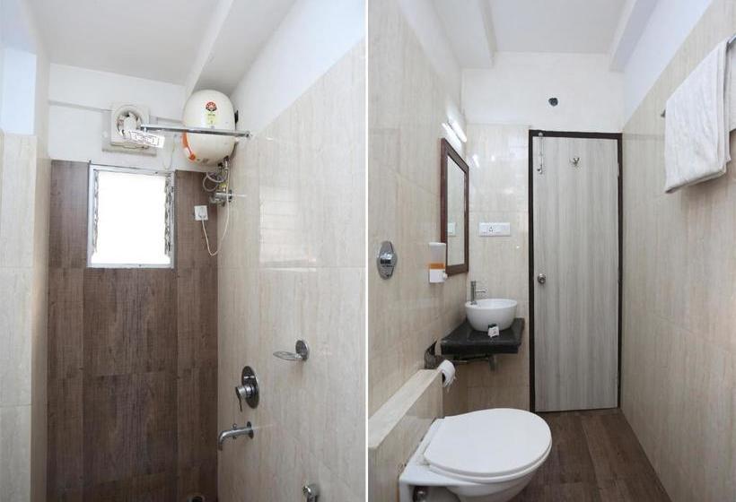 Отель Fab Paradise Inn I