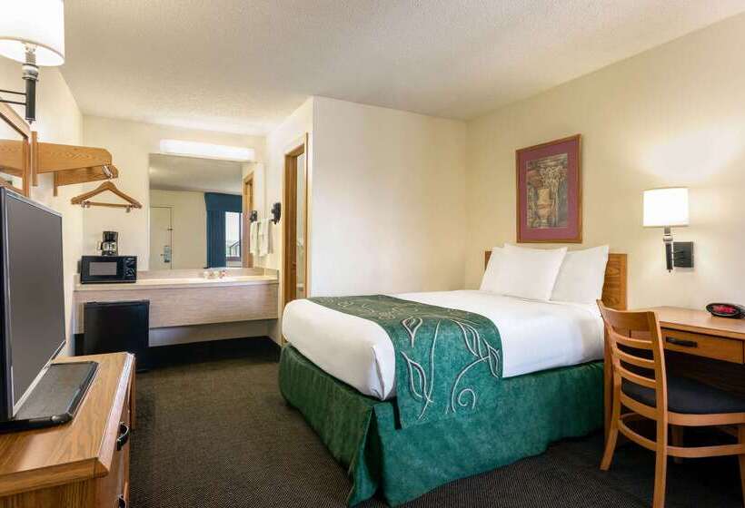 فندق Travelodge By Wyndham Wellington Ks