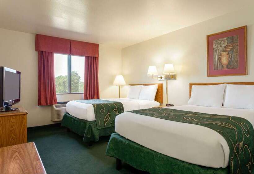 فندق Travelodge By Wyndham Wellington Ks