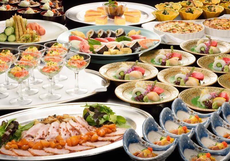 فندق Urabandai Lake Resort Geihinkan Nekoma Rikyu