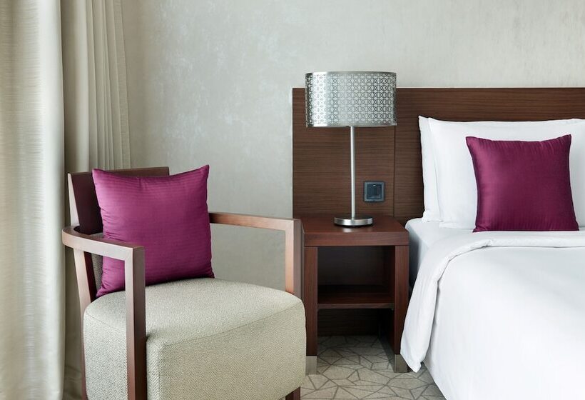 Hyatt Place Dubai Al Rigga Residences