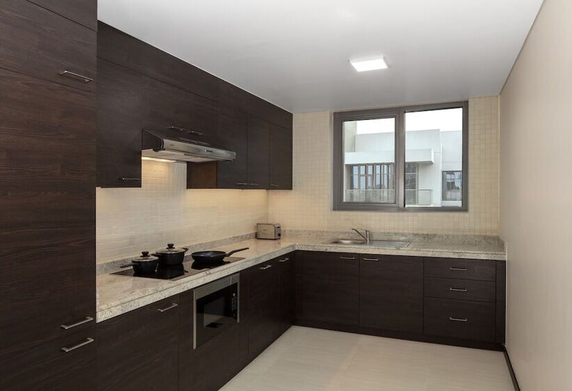 Hyatt Place Dubai Al Rigga Residences