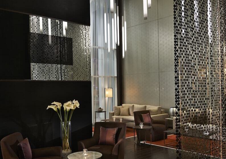 Hyatt Place Dubai Al Rigga Residences