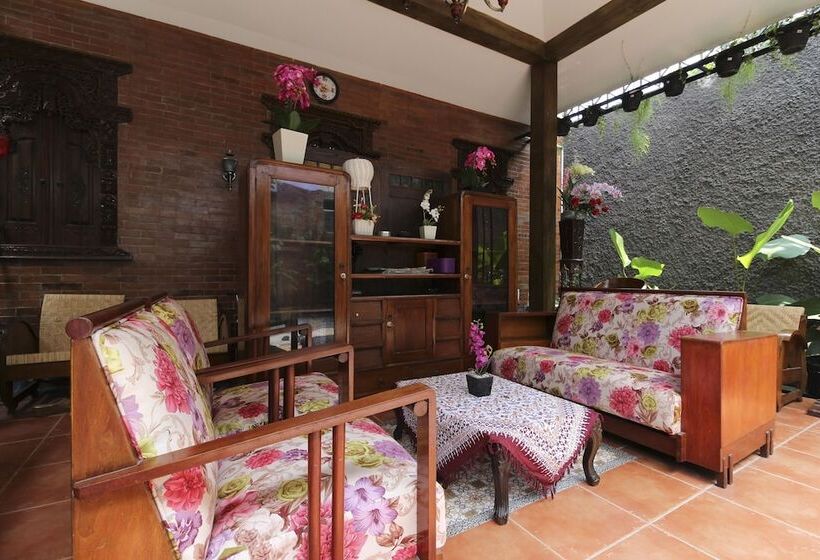 膳宿费 Reddoorz Plus Near Jogja Kembali Monument