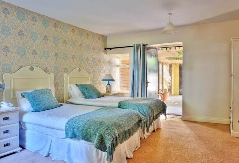 Carrygerry Country House