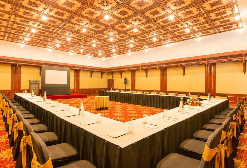 Casino Hotel Cgh Earth, Cochin