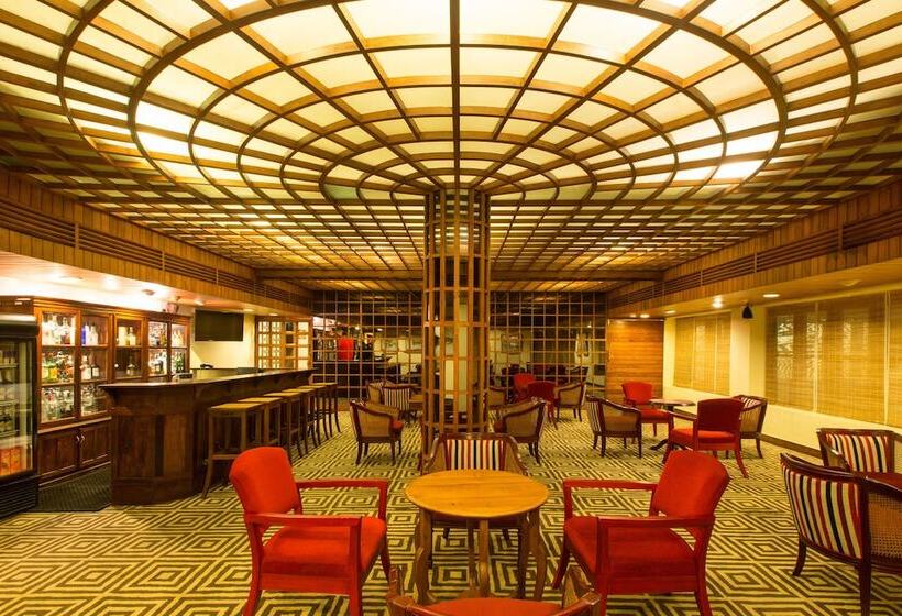 Casino Hotel Cgh Earth, Cochin