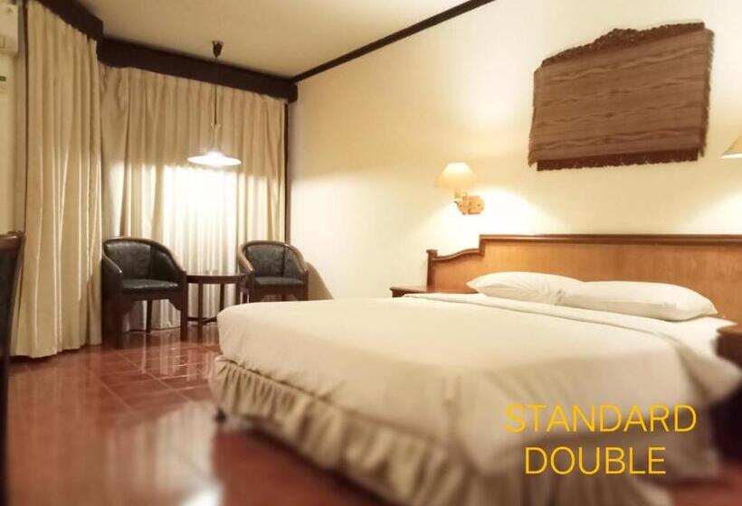 هتل A  Bahtera Residence