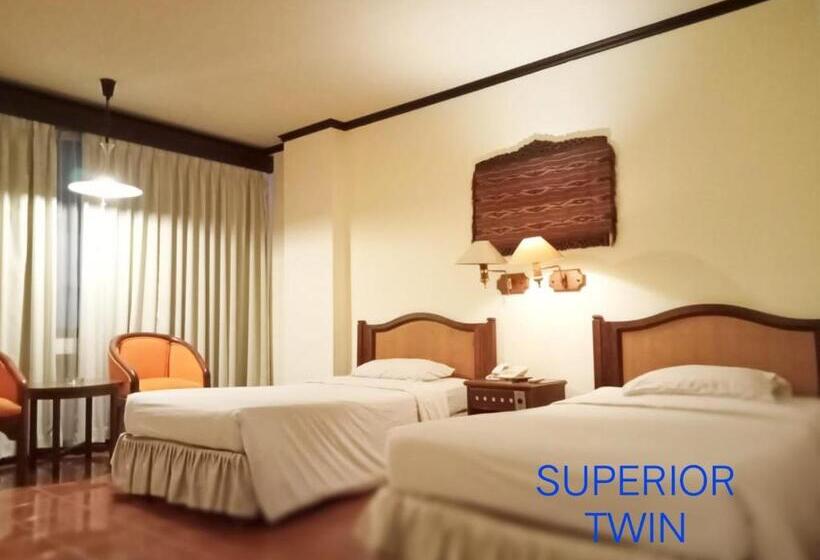 בית מלון כפרי A  Bahtera Residence