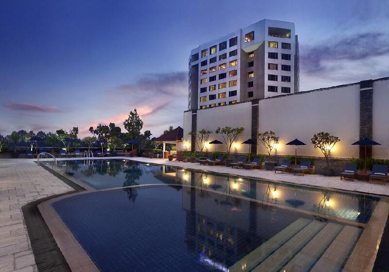 هتل Aryaduta Bandung