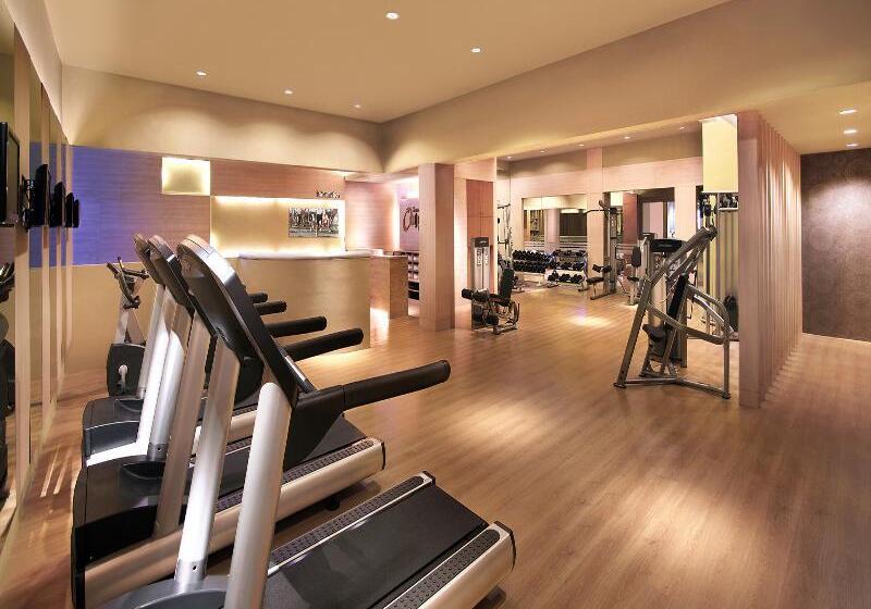 ホテル Aryaduta Bandung