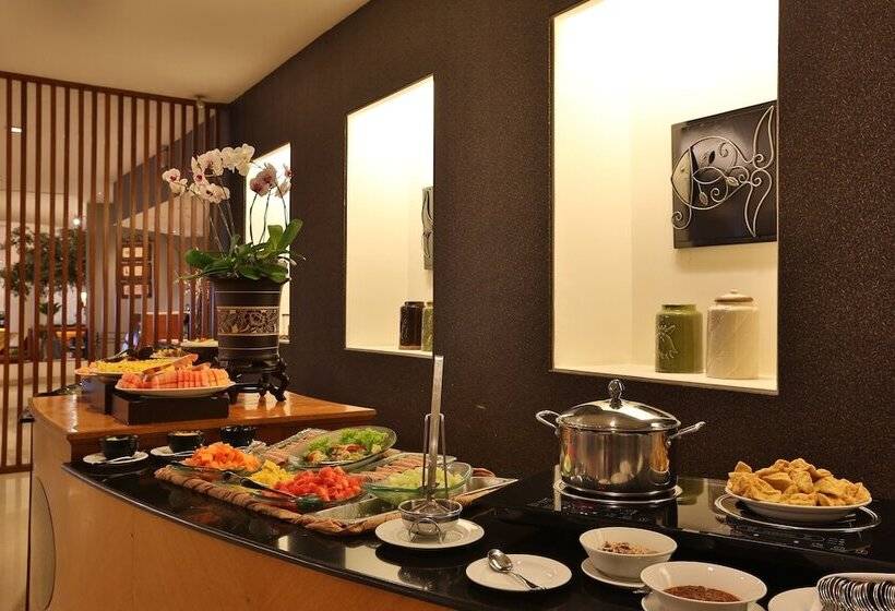 호텔 Aryaduta Manado