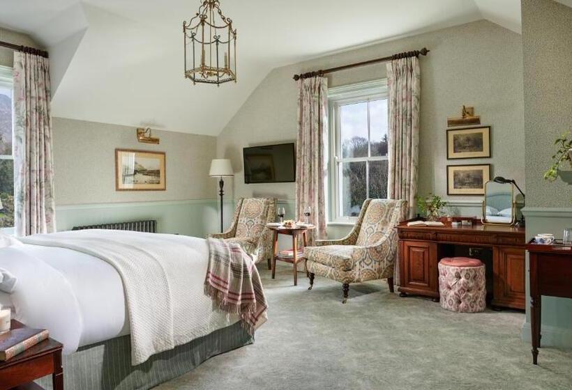 فندق Ballynahinch Castle