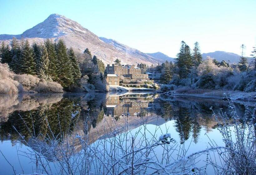 فندق Ballynahinch Castle