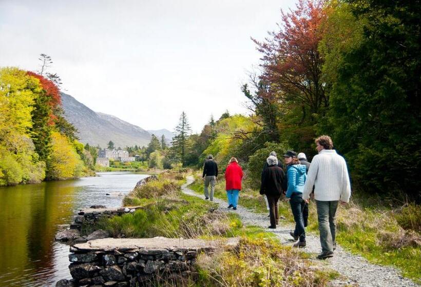 فندق Ballynahinch Castle