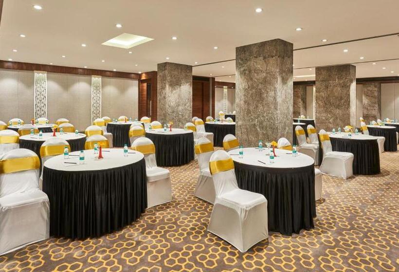 هتل Bawa International