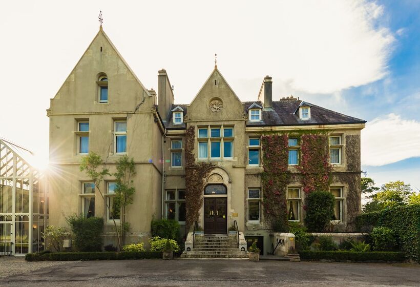 Отель Cahernane House