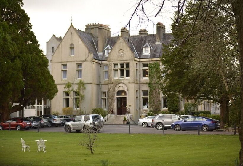 Отель Cahernane House