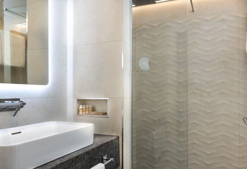 בית מלון כפרי Camden Court