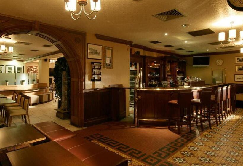 בית מלון כפרי Cassidys