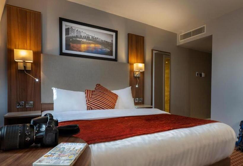 בית מלון כפרי Cassidys