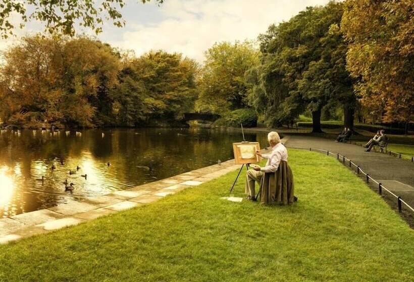 בית מלון כפרי Cassidys