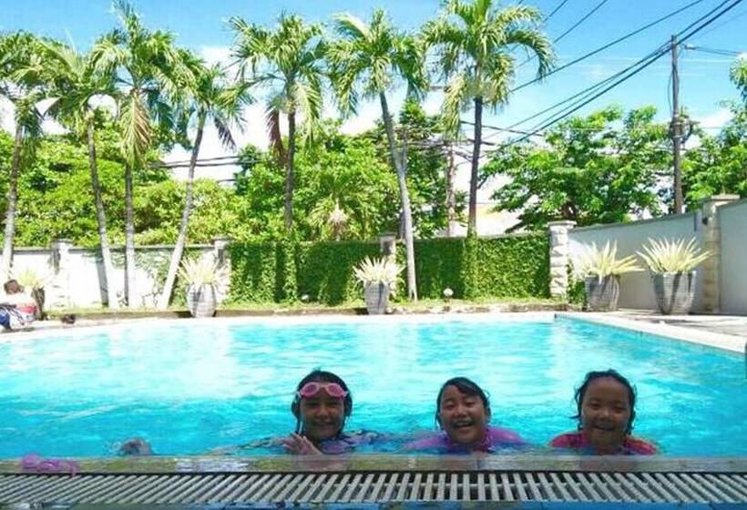 בית מלון כפרי Country Heritage