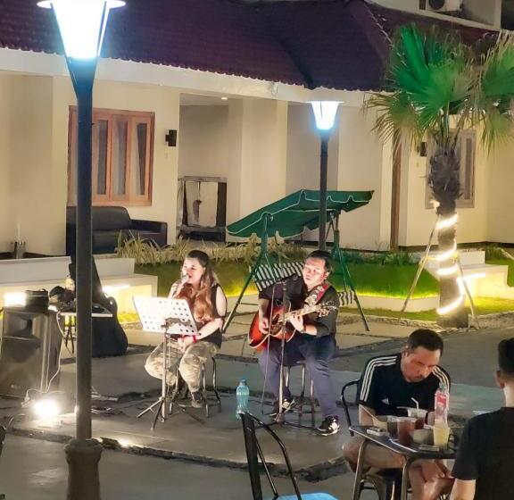 בית מלון כפרי Country Heritage