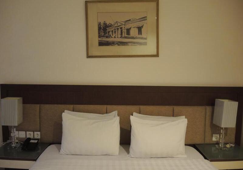 בית מלון כפרי Country Heritage