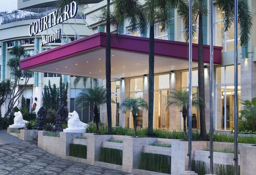 هتل Courtyard By Marriott Bandung Dago