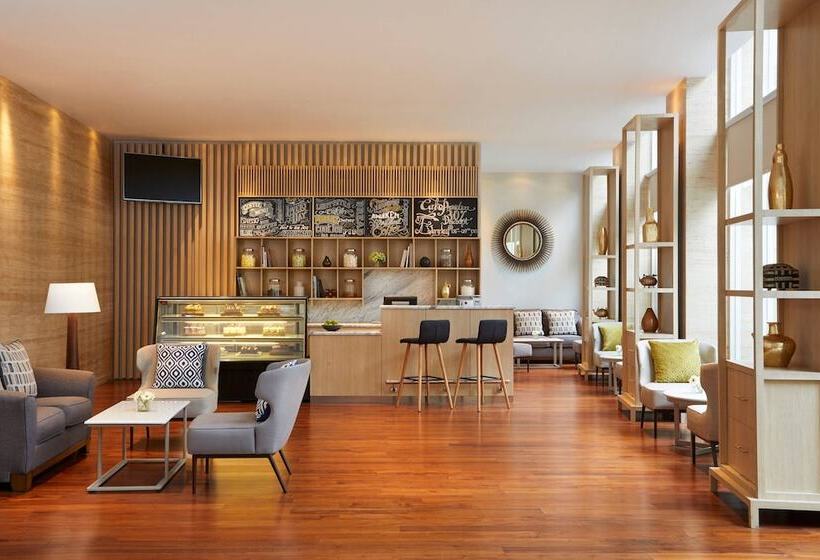 호텔 Courtyard By Marriott Bandung Dago