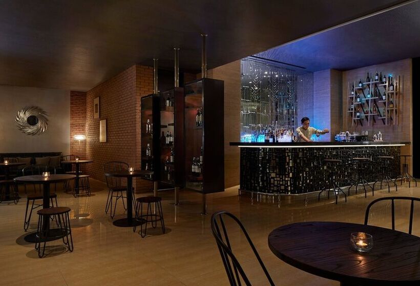 호텔 Courtyard By Marriott Bandung Dago