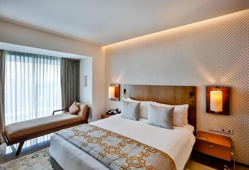 فندق Crowne Plaza Chennai Adyar Park