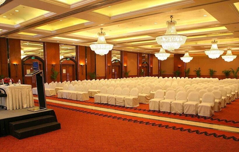 Eros Hotel New Delhi, Nehru Place