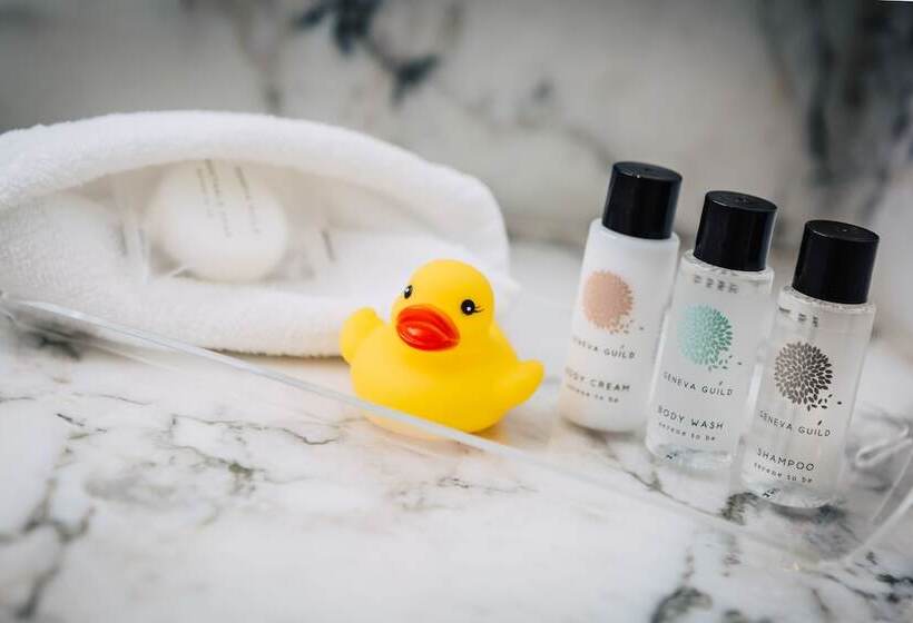 Galway Bay Hotel Conference & Leisure Centre