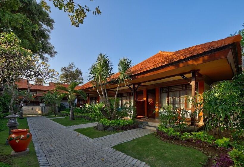 ホテル Grand Istana Rama