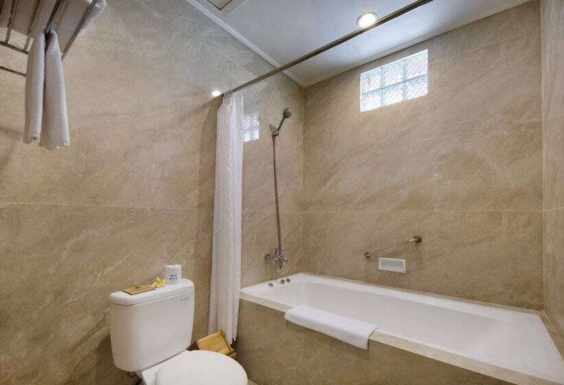 ホテル Grand Istana Rama