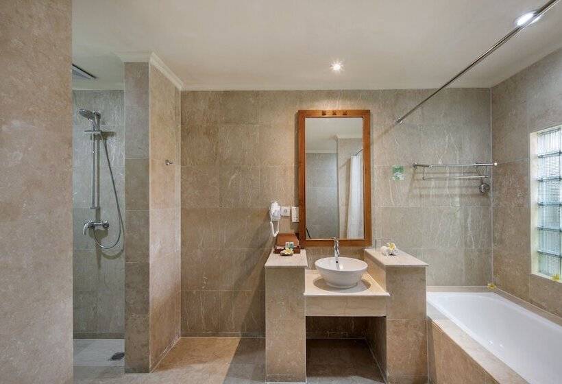 ホテル Grand Istana Rama