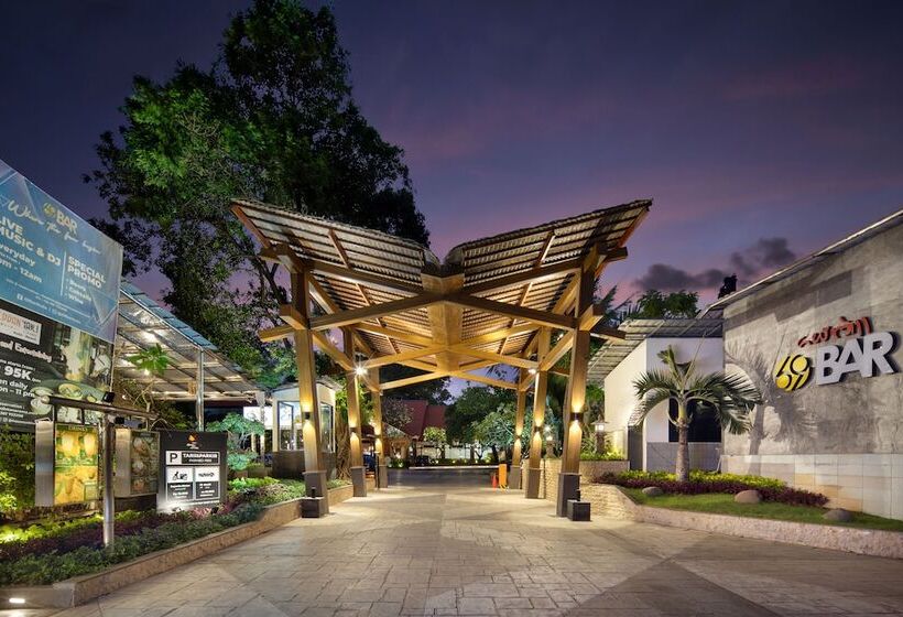 ホテル Grand Istana Rama