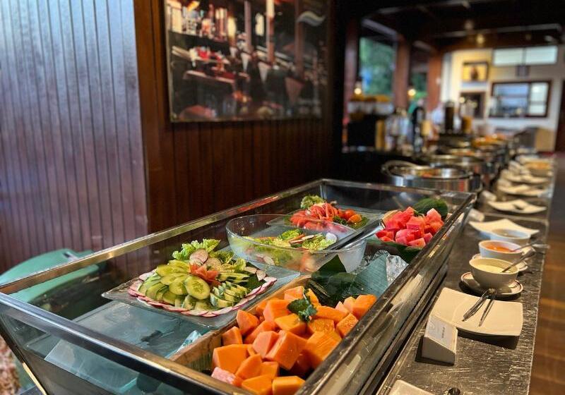 ホテル Grand Istana Rama