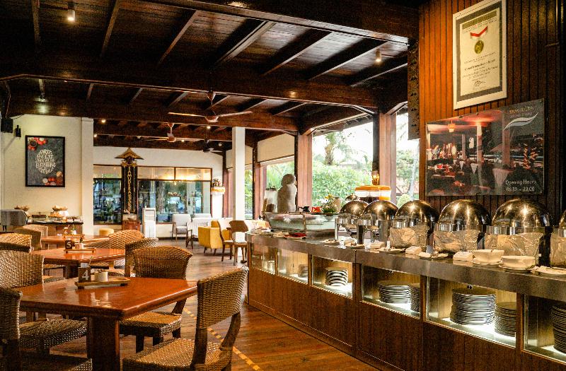 ホテル Grand Istana Rama