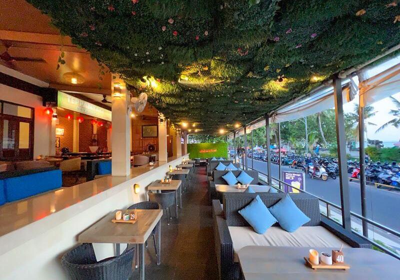 ホテル Grand Istana Rama