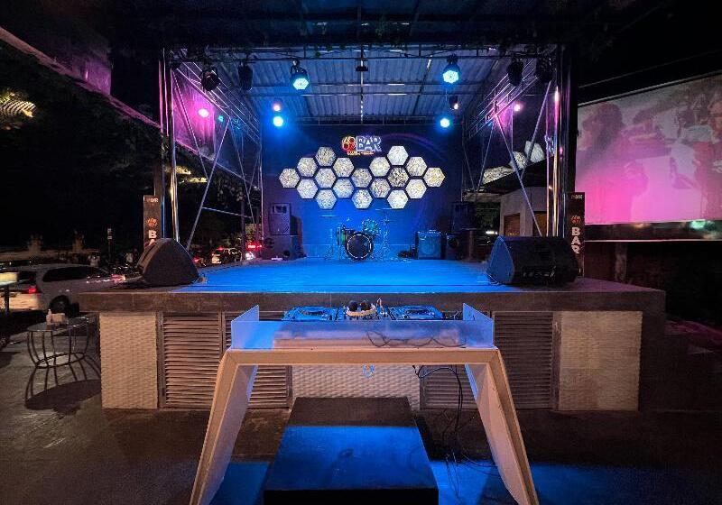 ホテル Grand Istana Rama