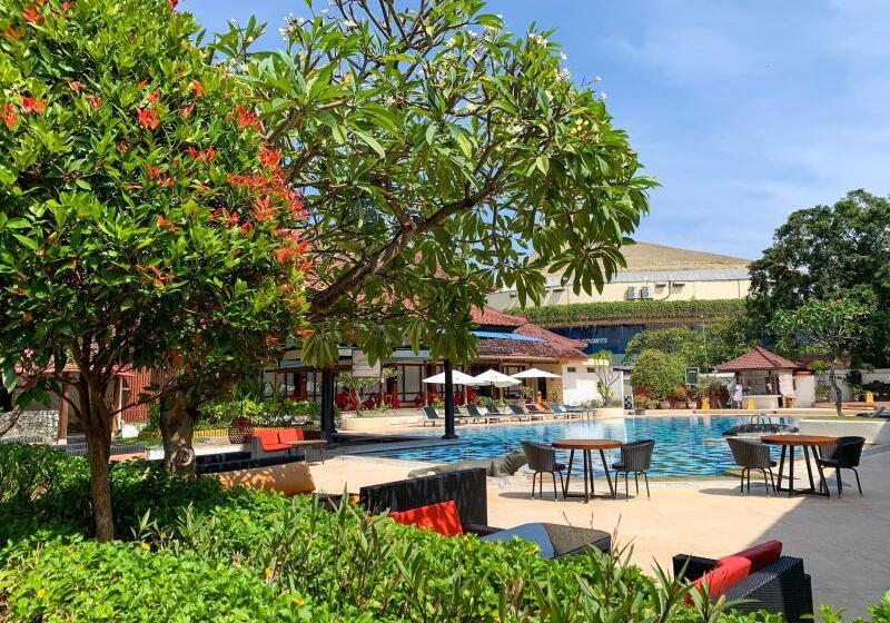 ホテル Grand Istana Rama