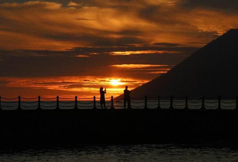 هتل Grand Luley Manado