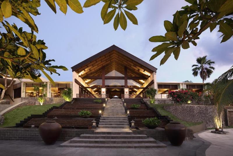 호텔 Grand Luley Manado