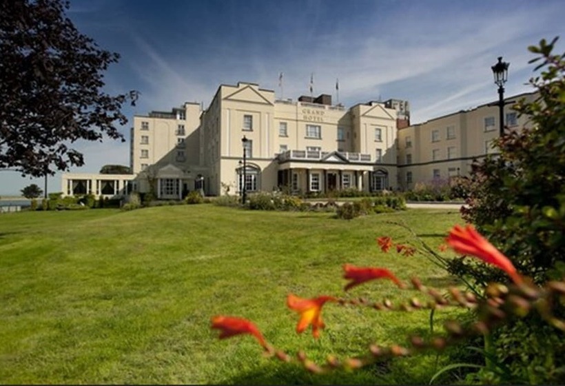 Отель Grand