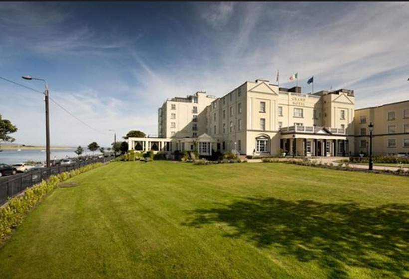Отель Grand