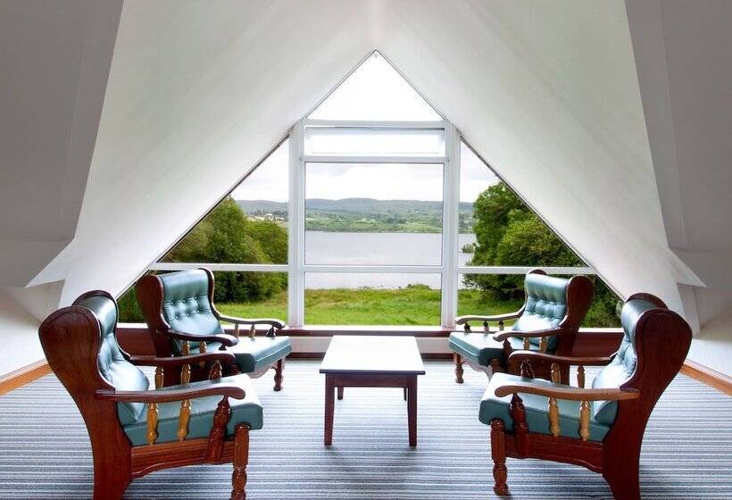 هتل Harvey's Point